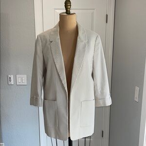 Kasper White and Gray Blazer with Notched Lapels